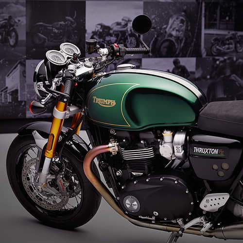 Triumph thruxton 900 price on sale